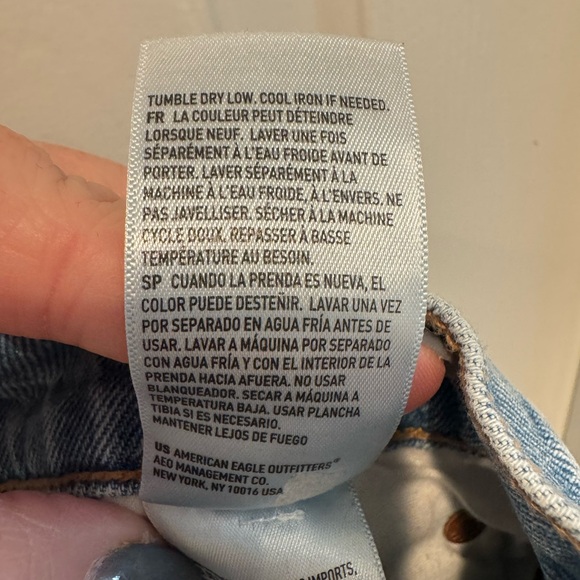 American Eagle Outfitters Light Wash Denim Barrel Jeans Size 14 - Picture 13 of 16